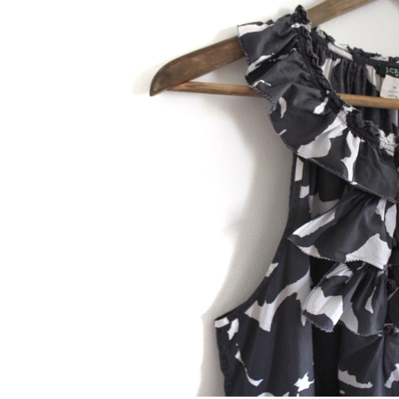 Preowned J.Crew Printed Ruffled Sleeveless Top XL - Picture 3 of 7